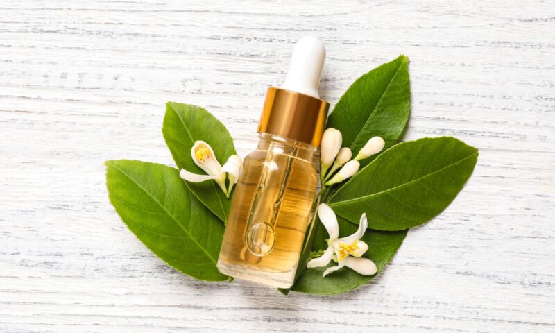What Does Neroli Smell Like - Plus Top Fragrances